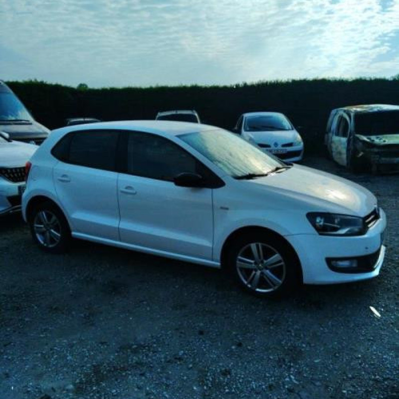 Vitre arriere droit VOLKSWAGEN POLO 5 Photo n°7