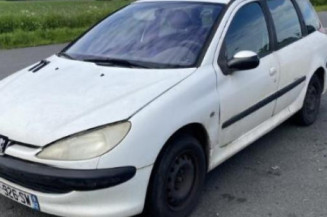 Vitre arriere droit PEUGEOT 206