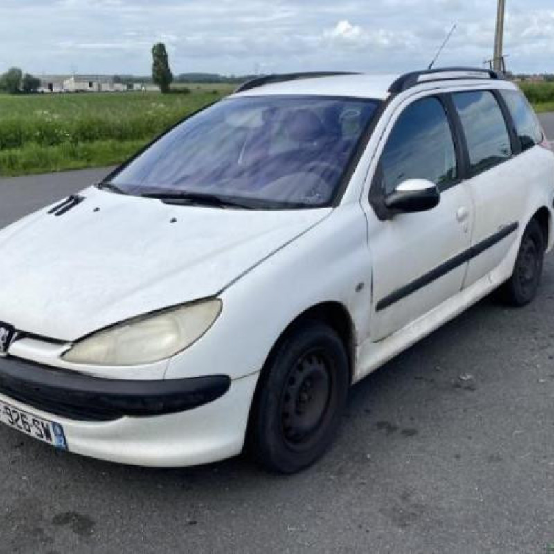 Vitre arriere droit PEUGEOT 206 Photo n°6