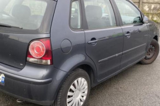 Vitre arriere droit VOLKSWAGEN POLO 4