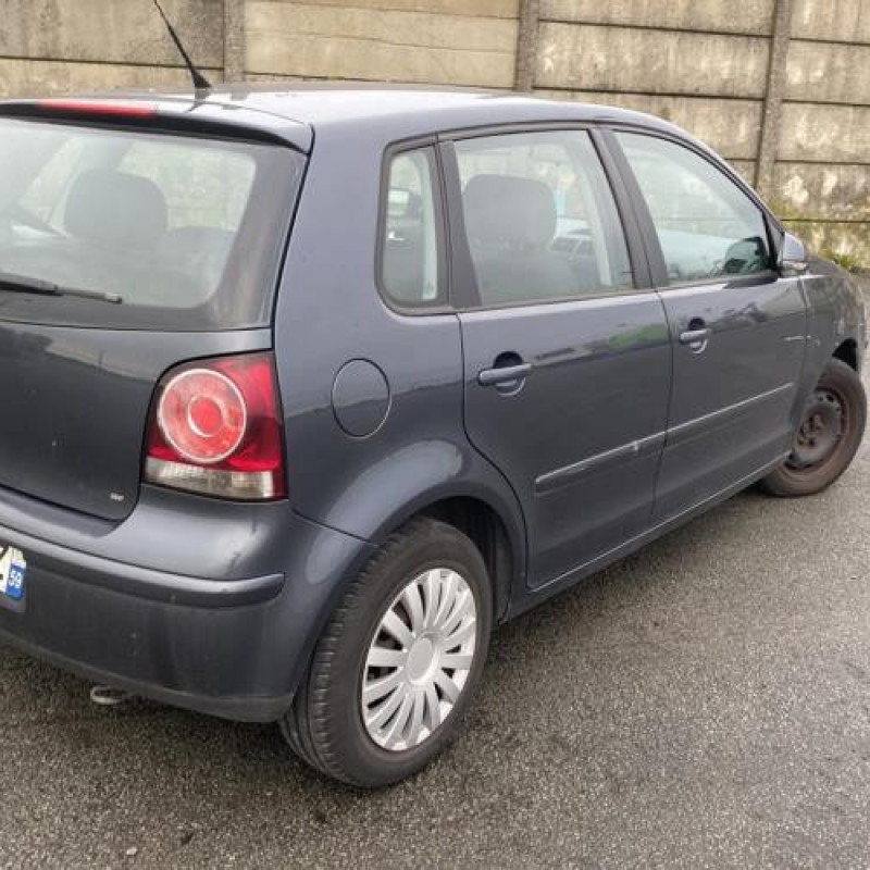 Vitre arriere droit VOLKSWAGEN POLO 4 Photo n°10