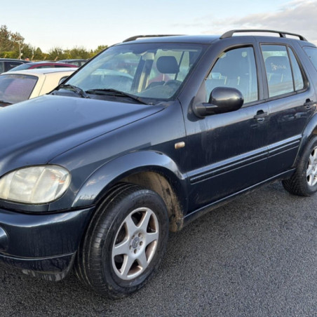 MERCEDES CLASSE M 163 PHASE 1 ML 270 2.7 CDI - 20V L5 TURBO 4X4 Photo n°1