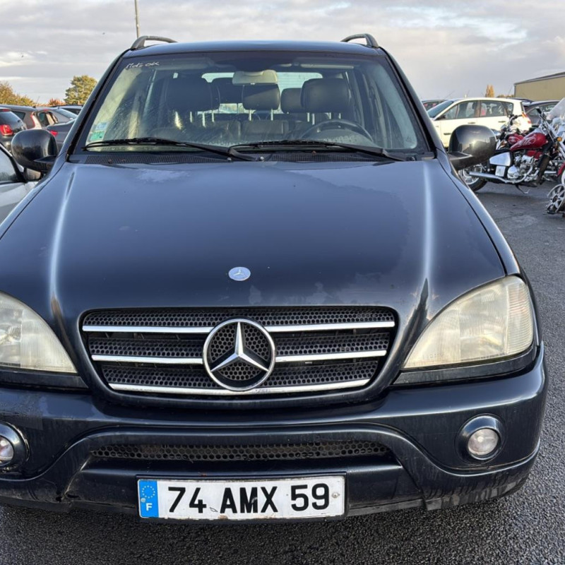 MERCEDES CLASSE M 163 PHASE 1 ML 270 2.7 CDI - 20V L5 TURBO 4X4 Photo n°8