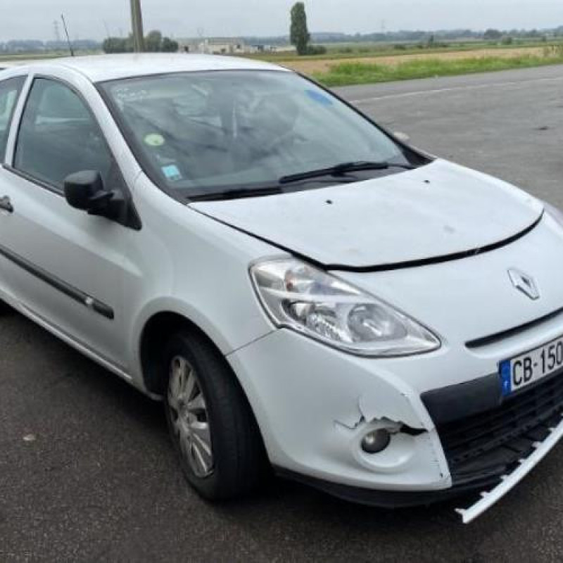 Boitier UCH RENAULT CLIO 3 Photo n°5