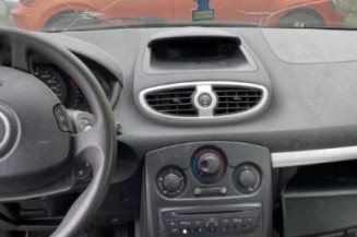 Boitier UCH RENAULT CLIO 3