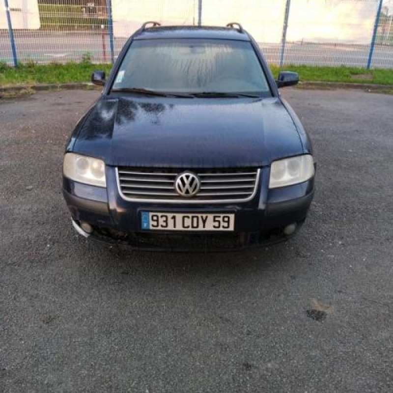 Vitre arriere droit VOLKSWAGEN PASSAT 4 Photo n°7