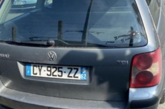 Vitre arriere droit VOLKSWAGEN PASSAT 4