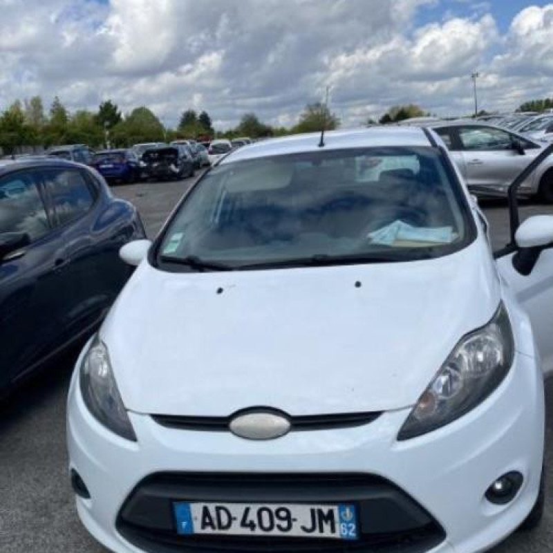 Poignee porte arriere droit FORD FIESTA 6 Photo n°6