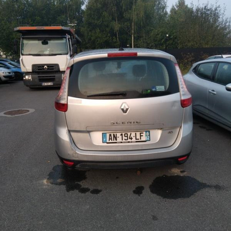 RENAULT GRAND SCENIC 3 PHASE 1 1.5 DCI - 8V TURBO Photo n°4