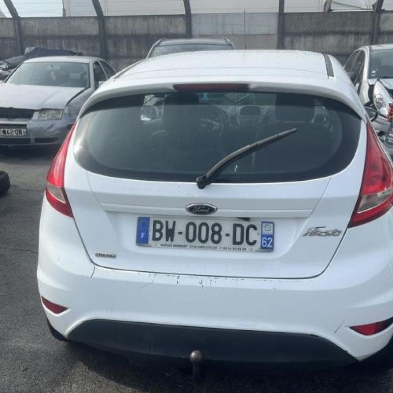 Boitier UCH FORD FIESTA 6 Photo n°5