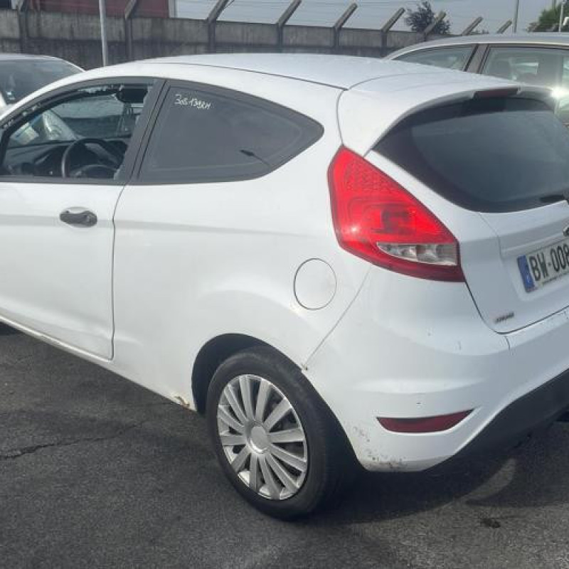 Boitier UCH FORD FIESTA 6 Photo n°6