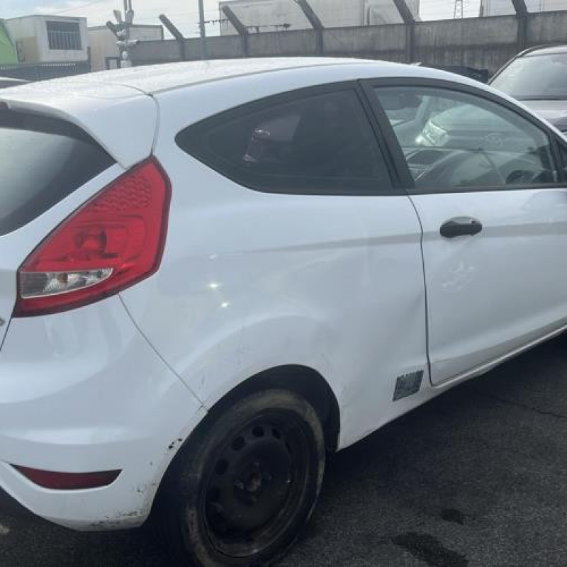 Custode arriere gauche FORD FIESTA 6 Photo n°4