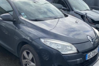 Pare boue avant gauche RENAULT MEGANE 3