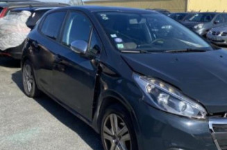 Leve vitre mecanique arriere droit PEUGEOT 208 1