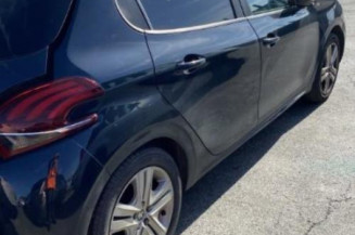 Leve vitre mecanique arriere droit PEUGEOT 208 1