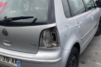 Poignee porte avant gauche VOLKSWAGEN POLO 4