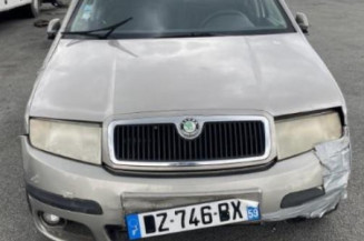 Pare choc arriere SKODA FABIA 1