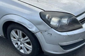 Custode arriere gauche (porte) OPEL ASTRA H