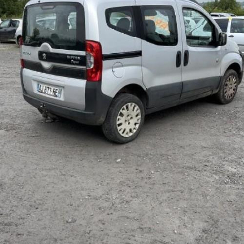 Poignee porte arriere gauche PEUGEOT BIPPER Photo n°3