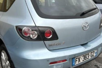 Eclairage de plaque MAZDA 3 1