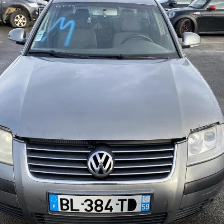 Poignee porte arriere droit VOLKSWAGEN PASSAT 4 Photo n°1