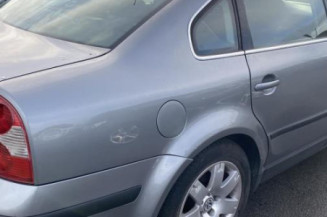 Poignee porte arriere droit VOLKSWAGEN PASSAT 4