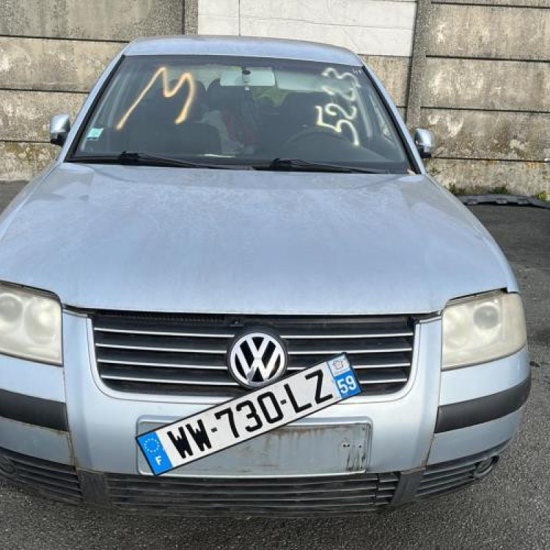 Repetiteur clignotant avant droit  (Feux) VOLKSWAGEN PASSAT 4 Photo n°4