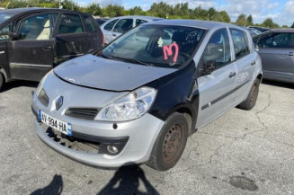 Boitier UCH RENAULT CLIO 3