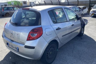 Boitier UCH RENAULT CLIO 3