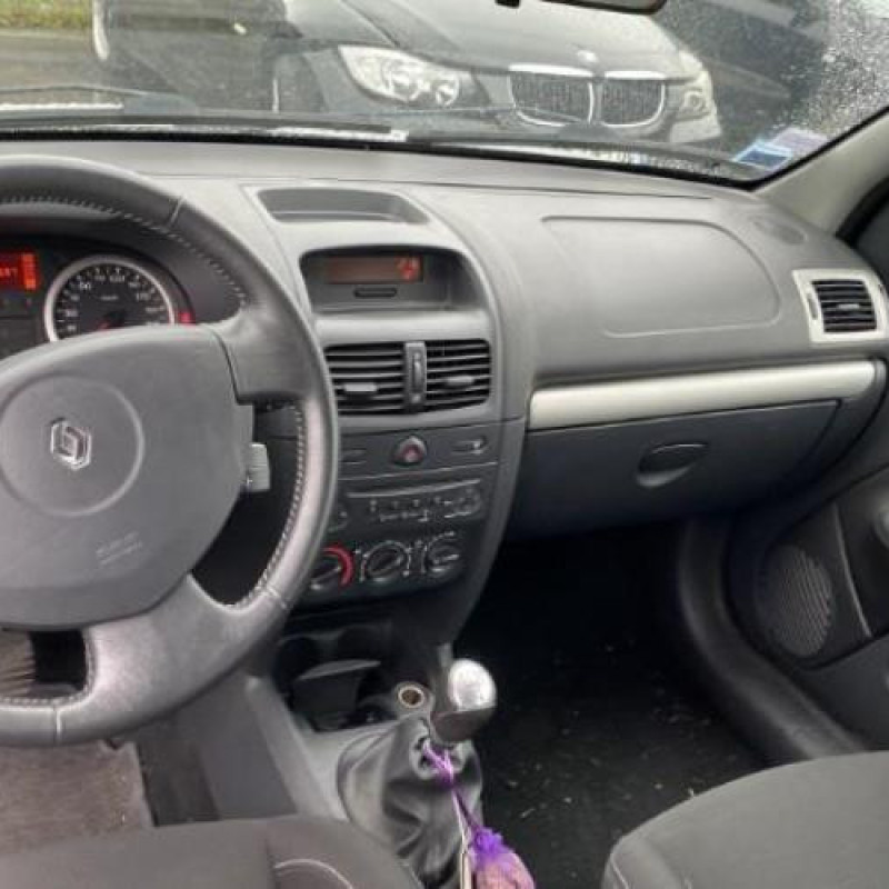 Tambour arriere droit RENAULT CLIO 2 CAMPUS Photo n°5