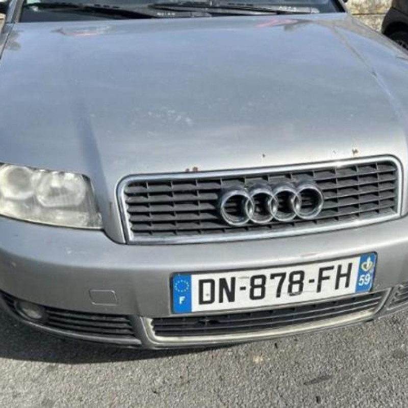 Pare choc arriere AUDI A4 2 Photo n°9