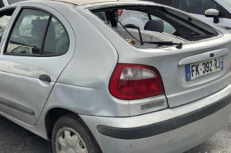 Leve vitre mecanique arriere droit RENAULT MEGANE 1