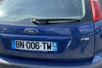 Pare boue arriere droit FORD FOCUS 2