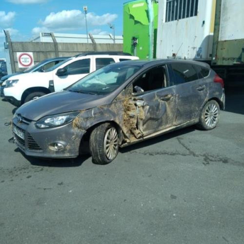 Custode arriere gauche FORD FOCUS 3 Photo n°7