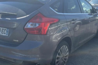 Custode arriere gauche FORD FOCUS 3