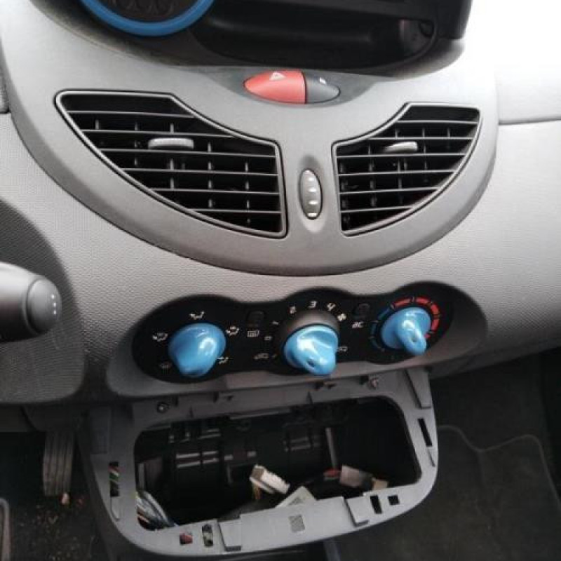 Air bag passager RENAULT TWINGO 2 Photo n°5