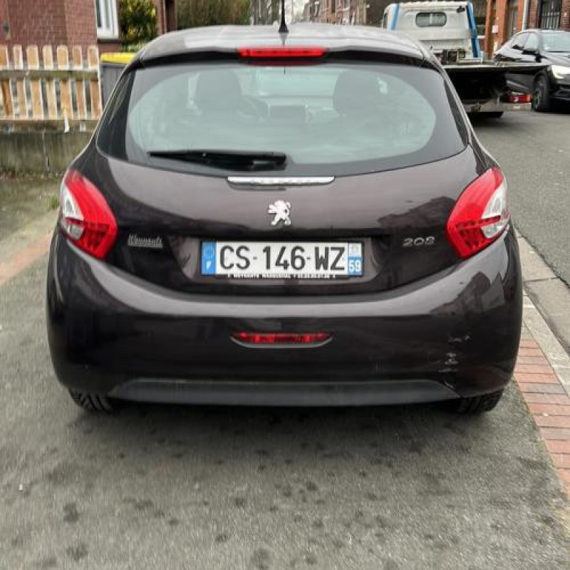 Ecran GPS PEUGEOT 208 1 Photo n°6