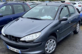 Pare choc arriere PEUGEOT 206