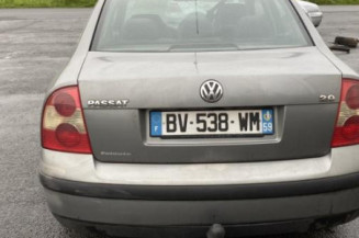 Pare choc arriere VOLKSWAGEN PASSAT 4