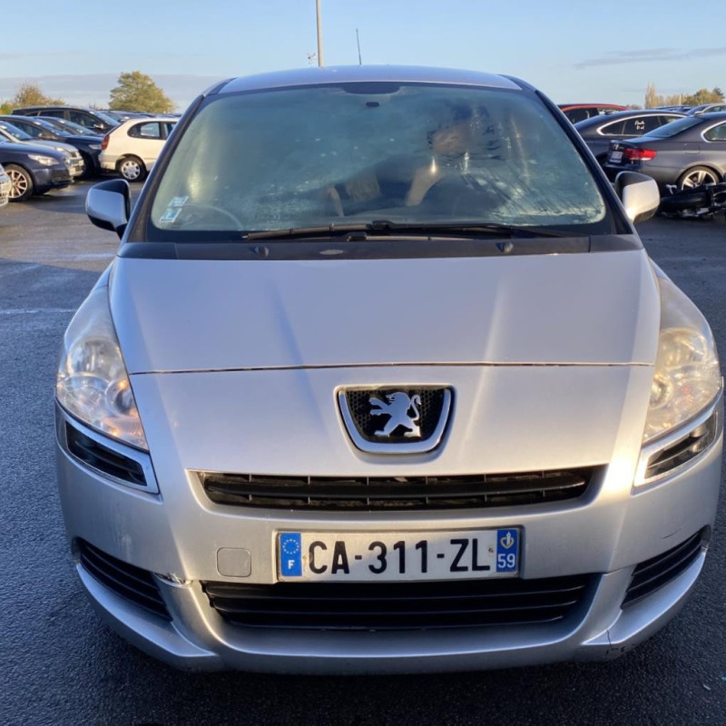 PEUGEOT 5008 1 PHASE 1 1.6 HDI - 8V TURBO Photo n°8