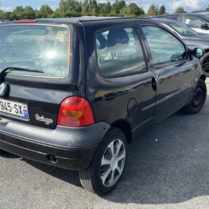 Pare boue avant gauche RENAULT TWINGO 1 Photo n°3