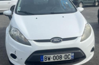 Poignee porte avant gauche FORD FIESTA 6