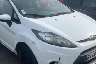 Poignee porte avant gauche FORD FIESTA 6