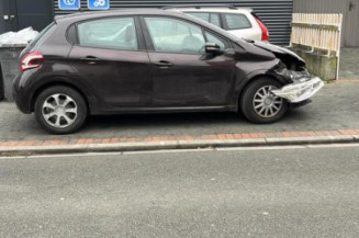 Antenne PEUGEOT 208 1