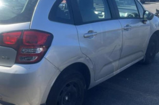 Custode arriere gauche CITROEN C3 2