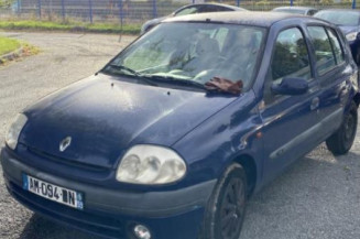 Pare choc arriere RENAULT CLIO 2