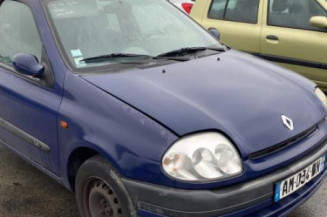 Pare choc arriere RENAULT CLIO 2