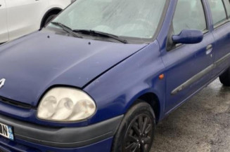 Pare choc arriere RENAULT CLIO 2