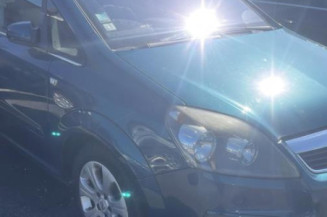 Poignee porte avant gauche OPEL ZAFIRA B