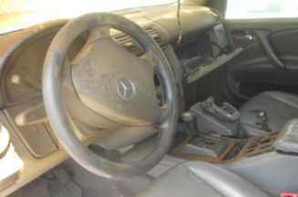 Poignee interieur avant droit MERCEDES CLASSE M 163